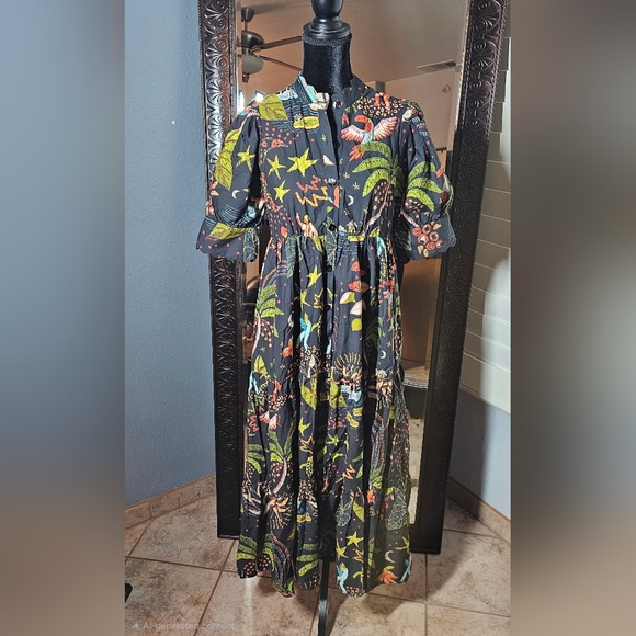 FARM Rio Dresses & Skirts - FARM Rio Black Tropical Print Puff Sleeve Dress